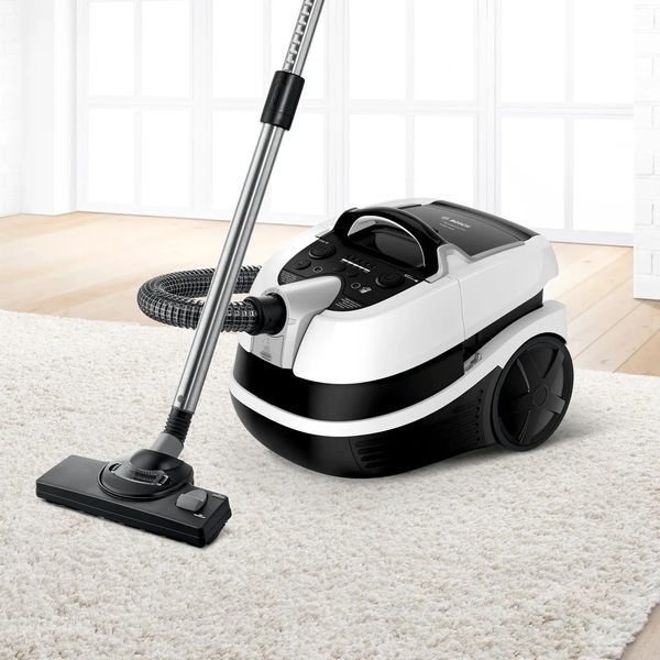 Пылесос моющий с аквафильтром Bosch Serie 4 BWD421PRO BWD421PRO фото